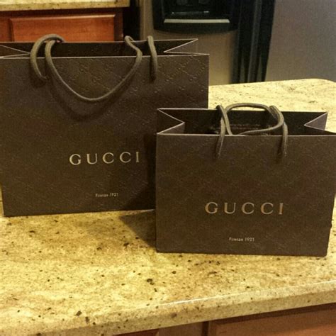 gucci bokacsizma|gucci shopping bags.